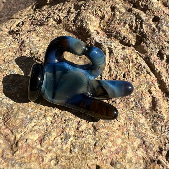 Mr. Dabbinport Mickey Hand Glass Pendant - Picture 5 of 6